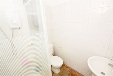 4 bed house, Ruskin avenue, Rusholme, Manchester, M144DQ - Image 4